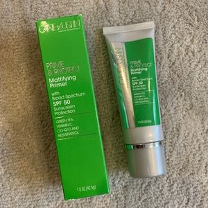 Cane+Austin Mattify Primer SPF50 (New Packaging)